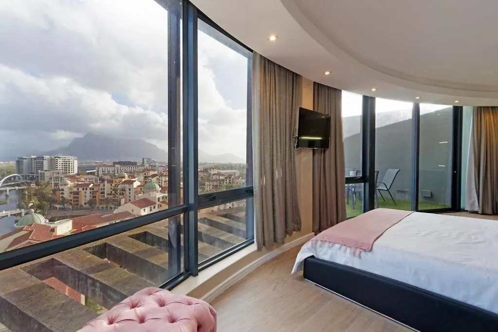 Grand Penthouse / Backup Power / Stunning Διαμέρισμα Κέιπ Τάουν