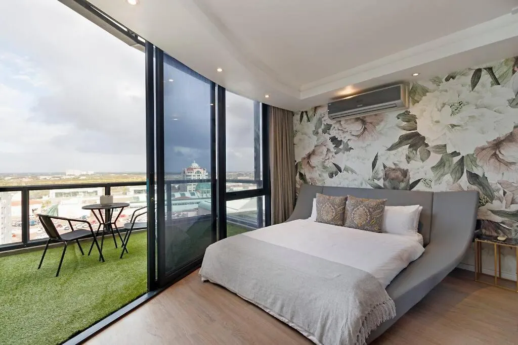 Grand Penthouse / Backup Power / Stunning Διαμέρισμα Κέιπ Τάουν